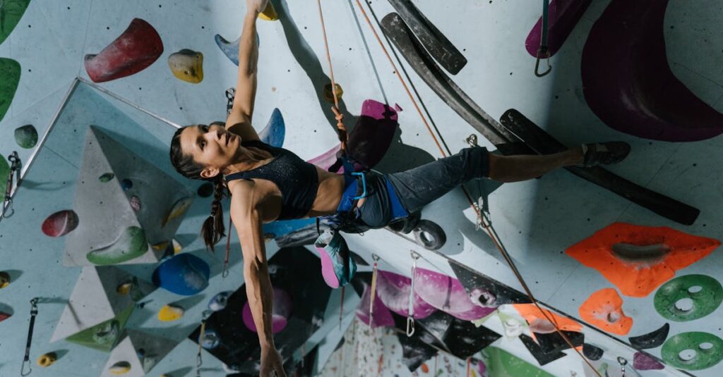 découvrez notre mur d'escalade gonflable, une attraction ludique et sécurisée pour toutes vos fêtes et événements. parfait pour les centres de loisirs, les fêtes d'anniversaire et les manifestations sportives, il offre une expérience d'escalade amusante et accessible à tous.