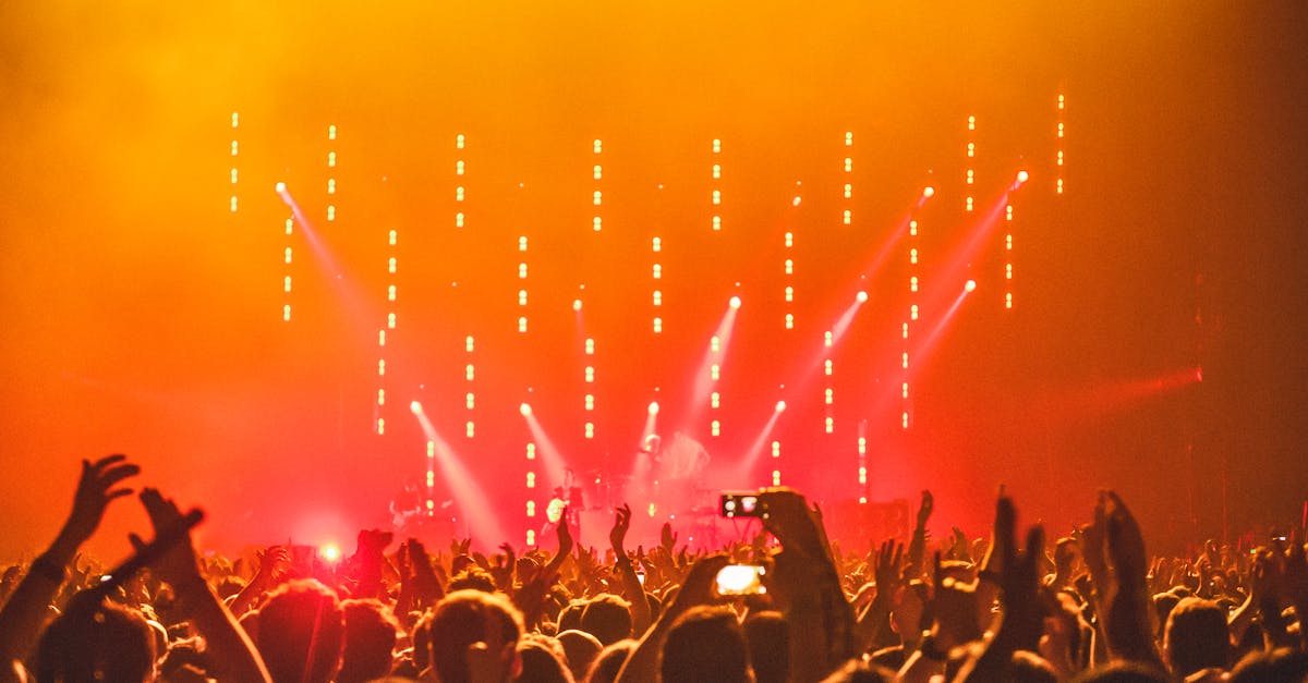 découvrez des expériences d'événement inoubliables avec des divertissements de qualité. que ce soit pour des fêtes, des séminaires ou des mariages, nous offrons une variété d'options adaptées à tous les goûts et à tous les budgets. faites de votre événement un moment mémorable grâce à notre expertise en animation.