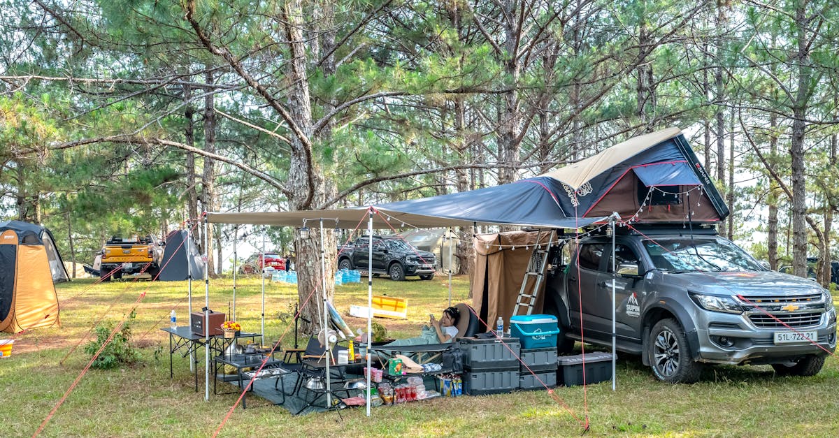 découvrez notre sélection de tentes gonflables, idéales pour le camping, les festivals ou les événements en plein air. pratiques, légères et faciles à installer, elles offrent confort et protection contre les intempéries. emportez l'aventure partout avec nos modèles variés et innovants.